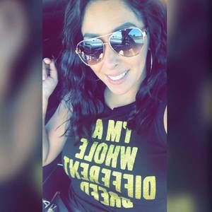 Meet your Posher, Valene